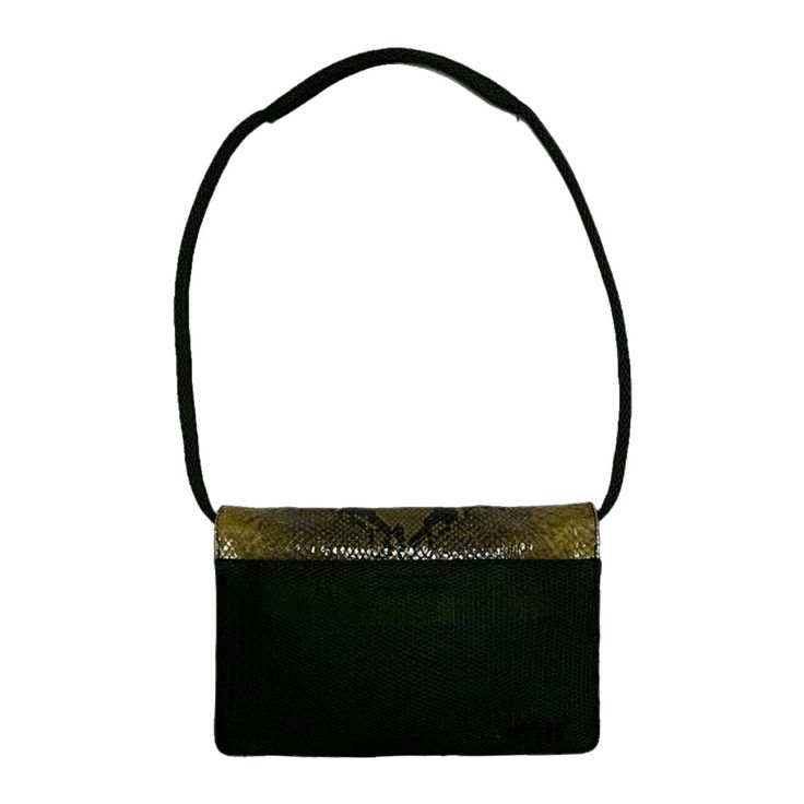 condition 8/10 color green one size height 17cm, width 26cm, depth 5cm, hand drop 33cm the logo on the back of the bag and the leather strap on the zip are removed made in italy polyester 100% cowhide free shipping worldwide (takes around 5days) Classic Miu Miu Bags For Everyday, Miu Miu Tote Shoulder Bag For Travel, Miu Miu Travel Tote Shoulder Bag, Miu Miu Rectangular Travel Bags, Designer Green Shoulder Bag For Business, Designer Miu Miu Shoulder Bag For Travel, Miu Miu Shoulder Bag With Adjustable Strap For Travel, Designer Green Business Bag, Designer Green Shoulder Bag With Adjustable Strap