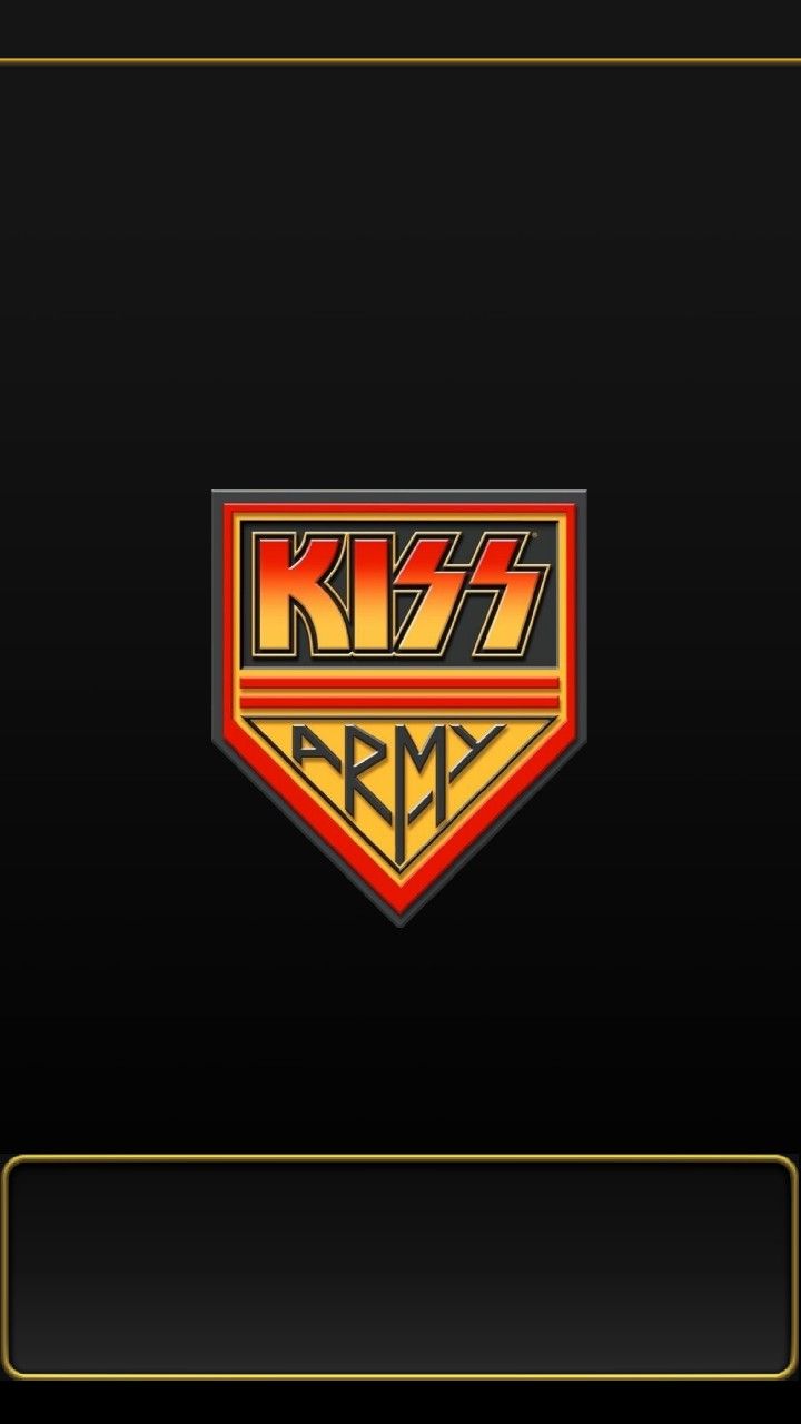 the kiss fm logo on a black background with gold trimmings and red letters