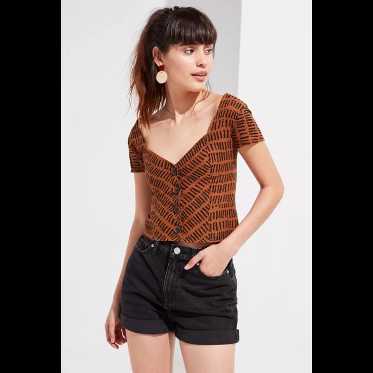 Super Cute Peplum Babydoll Top From Urban Outfitters! Only Worn To Try On Brown V-neck Top With Buttons, Retro Tops With Buttons For Day Out, Retro Buttoned Tops For Day Out, Brown Short Sleeve Tops With Buttons, Brown Spring Top With Buttons, Brown V-neck Blouse With Button Closure, Brown Summer Tops With Buttons, Brown Buttoned Tops For Summer, Fitted Brown Tops For Day Out