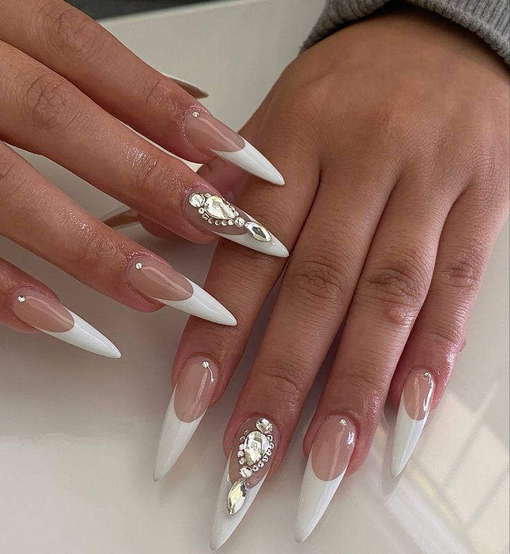 White Almond Nails Aesthetic, Almond Nails Designs Long Shape, Almond Glam Nails, Almond Nails With Stones, Long Almond Shaped Nails Designs, V Shaped Nails, Cute Long Almond Nails, White Nail Inspo Almond, French Tip Ideas White