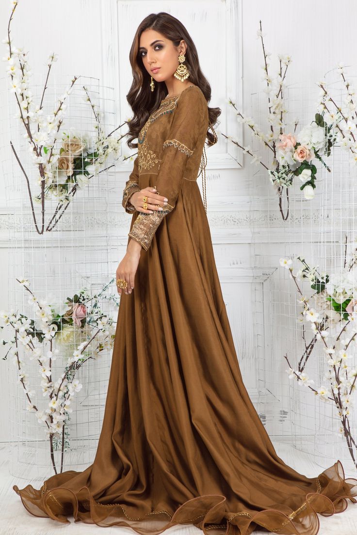 Selene | Pakistani Designer Outfit | Sarosh Salman Silk Thread Embroidery, Designer Outfit, Crystals Beads, Printed Dupatta, Pure Chiffon, Silk Gown, Pakistani Designers, Chiffon Gown, Thread Embroidery