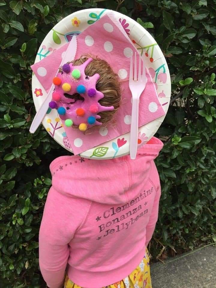 Crazy Hair For Kids, Donut Bun Hairstyles, Crazy Hat Day, Girl Hair Dos, Hat Day, Hair Socks, Wacky Hair Days, Crazy Hats, Crazy Hair Day