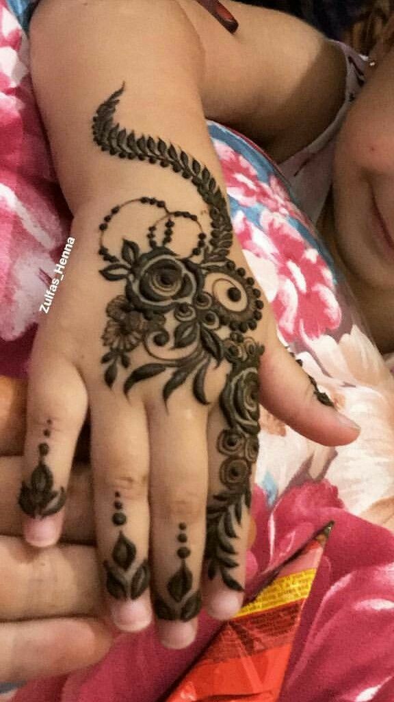 Simple Henna Design, Baby Mehndi Design, New Mehndi Design, New Mehndi, Khafif Mehndi Design, Finger Henna Designs, Finger Henna, Latest Henna Designs, Mehndi Designs For Kids