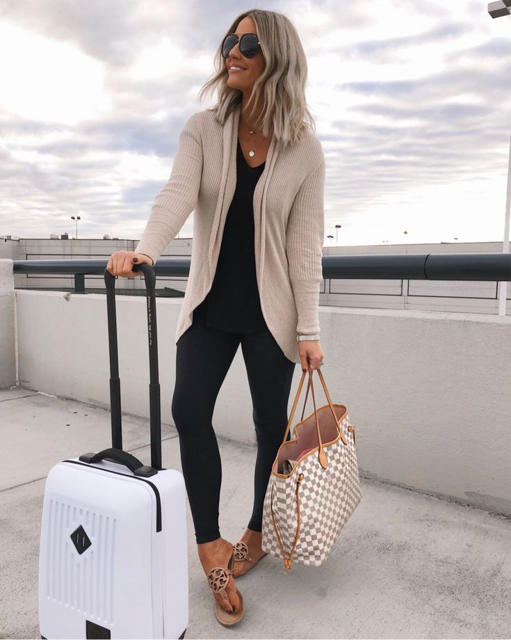 Look Hippie Chic, Look Legging, Perfect Fall Outfit, Legging Outfits, Outfit Casual, Spring Summer Outfits, Fall Winter Outfits, Outfits Casuales, Outfits With Leggings