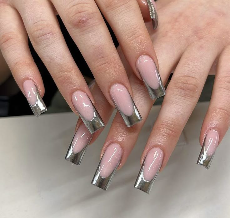 Medium Chrome French Tip Nails, Chrome French Tip Nails Long, Chrome Inspo Nails, Long Chrome French Tip Nails, Nail Inspired 2023, Silver Chrome French Tip Nails Square, Gel Nails With French Tip, Silver Chrome Nails French Tip, Chrome French Tip Nails Square