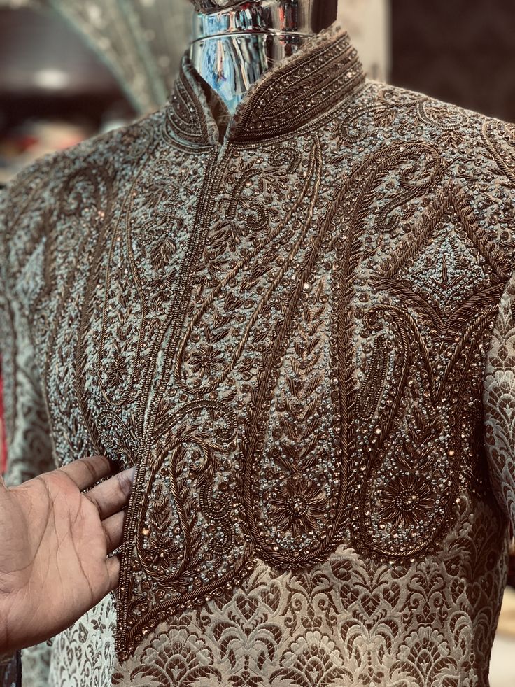 #indiangroom #indiangroomwear #embroidery #handwork #machinehand #sherwaniformen #sherwani Handwork Sherwani For Men, Lovey Dress, Indian Wedding Suits Men, Fashion Sketches Men, Indian Groom Dress, Sherwani For Men Wedding, Embroidered Sherwani, Groom Dress Men, Indian Groom Wear