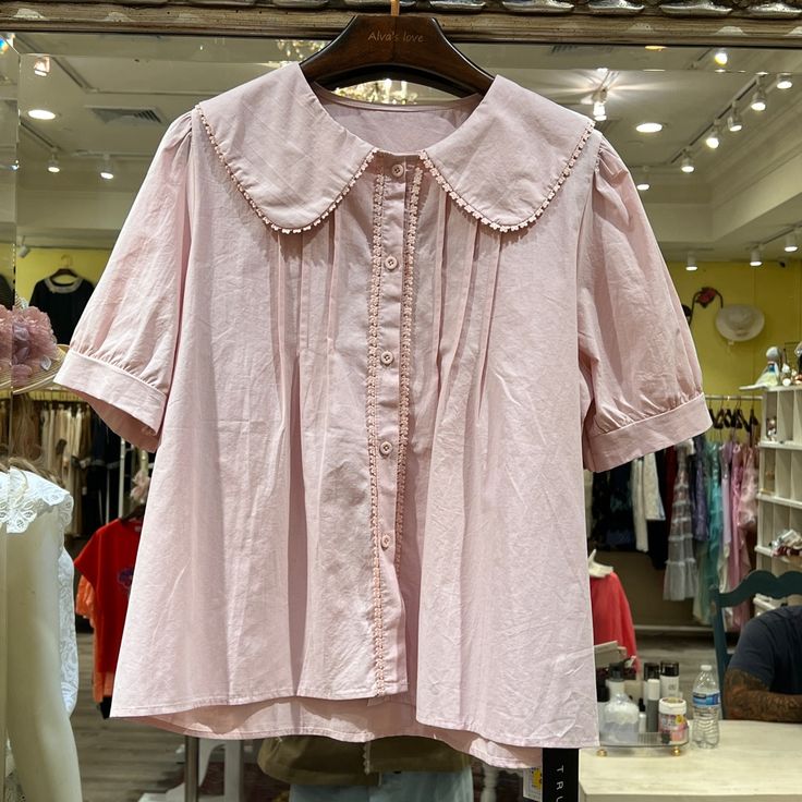 Spring Relaxed Fit Shirt With Collar, Feminine Pink Collared Top, Feminine Pink Summer Shirt, Feminine Pink Shirt For Summer, Pink Collared Tops For Spring, Feminine Cotton Shirt For Spring, Feminine Spring Tops With Collared Neckline, Pink Relaxed Fit Collared Shirt, Pink Relaxed Fit Feminine Shirt