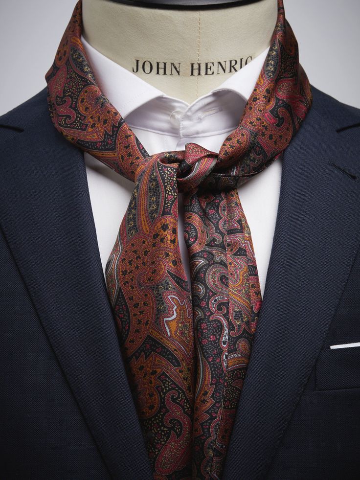 Men’s silk scarves – Paisley silk scarf.
This silk scarf in a paisley print is a perfect relaxed but stylish alternative to the tie. The silk scarf is the perfect choice if you want to add an extra dimension to your look. Our silk scarves for men is sewn and manufactured with great care with tradition and genuine craftmanship. Formal Paisley Print Silk Scarf, Formal Silk Scarf With Paisley Print, Classic Multicolor Silk Scarf For Formal Occasions, Classic Business Scarves, Classic Business Scarves With Ties, Formal Multicolor Silk Scarves, Elegant Formal Scarves With Ties, Formal Silk Scarves With Ties, Classic Silk Scarves With Ties