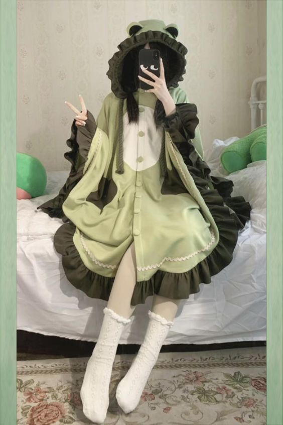 With PUJI: Frog Library - Poncho Frog Themed Outfit, Frog Oc, Frog Outfits, Frog Outfit, Frog Dress, Kawaii Outfits, Frog Costume, Frilly Dresses, Dream Dresses