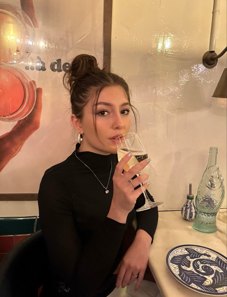 Posing With Drink In Hand, Picture With Drink In Hand, Holding Cocktail Pose, Person Drinking Wine Reference, Instagram Drinks Pictures, Poses Holding A Drink, Sipping Drink Pose, Holding A Drink Pose Drawing, Drink In Hand Picture