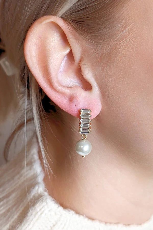 Anisa Earrings-Jewelry - Earrings-My Girl in LA-Peachy Keen Boutique, Women's Fashion Boutique, Located in Cape Girardeau and Dexter, MO Trendy Cartilage Earrings For Party, Trendy Clip-on Drop Earrings For Wedding, Chic Silver Dangle Pearl Earrings, Trendy Drop Clip-on Earrings As Gift, Trendy Crystal Wedding Earrings For Pierced Ears, Trendy Pearl Drop Dangle Earrings, Trendy Dangle Pearl Drop Earrings, Pierced Drop Cartilage Earrings For Party, Everyday Metal Pearl Drop Jewelry