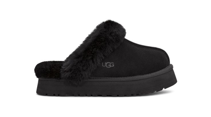 Shop the Disquette slipper at ugg.com from FREE SHIPPING on all full-priced orders! Disco Style, Dr Shoes, Flowy Midi Dress, Black Uggs, Sheepskin Slippers, Ugg Slippers, Platform Slippers, Slipper Shoes, Outdoor Wear