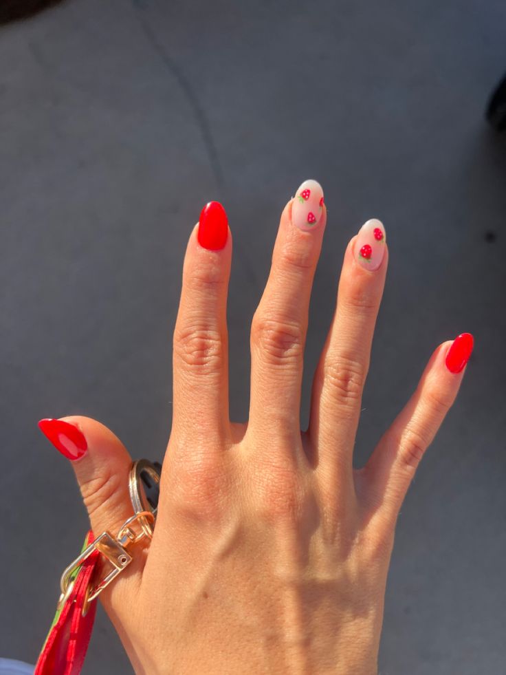 Red Nails With Strawberry Design, Summer Strawberry Nails, Strawberry Accent Nail, Red Nails For Spring, Spring Fruit Nails, Strawberry Design Nails, Fruit On Nails, Strawberry Nails Simple, Almond Nails Strawberry