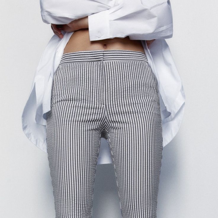 Zara Striped Drawstring Jogging Pants Striped Stretch Trousers, Stretch Striped Trousers, Stretch Striped High-waisted Pants, Stretch Striped Straight Pants, White Stretch Leggings For Work, Stretch White Leggings For Workwear, Chic Striped Stretch Bottoms, Striped Stretch Ankle-length Bottoms, Striped Stretch Ankle-length Pants