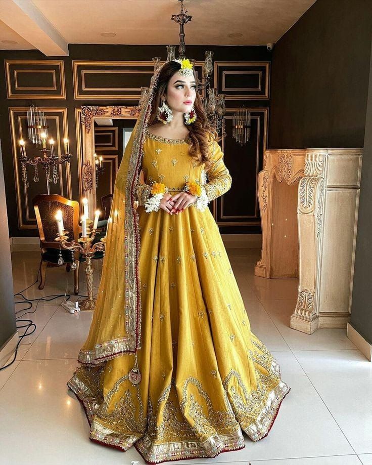 Pakistani Mayoon Dresses, Haldi Dress Designs For Bride, Mehandi Dress For Bride, Mayun Dresses Pakistani, Mehandi Dresses For Brides, Mehandi Dresses Mehndi Outfit, Mehndi Dresses Bridal, Mayoun Dress, Mayoon Outfits