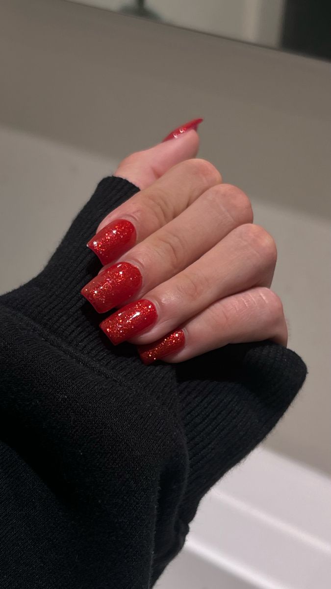 Red shiny nails Red Shiny Nails, Nail Red, Shiny Nails, Red Nail, Red Nails, Nails, Red, Quick Saves