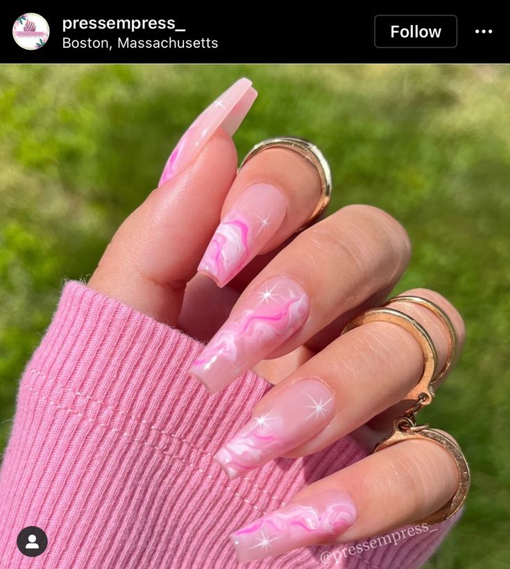 Marble Sparkle Nails, Girly Habits, French Rosa, Nail Deaigns, Pink Marble Nails, Marble Acrylic Nails, Ballerina Nails Designs, White Marble Design, Marble Nail Designs