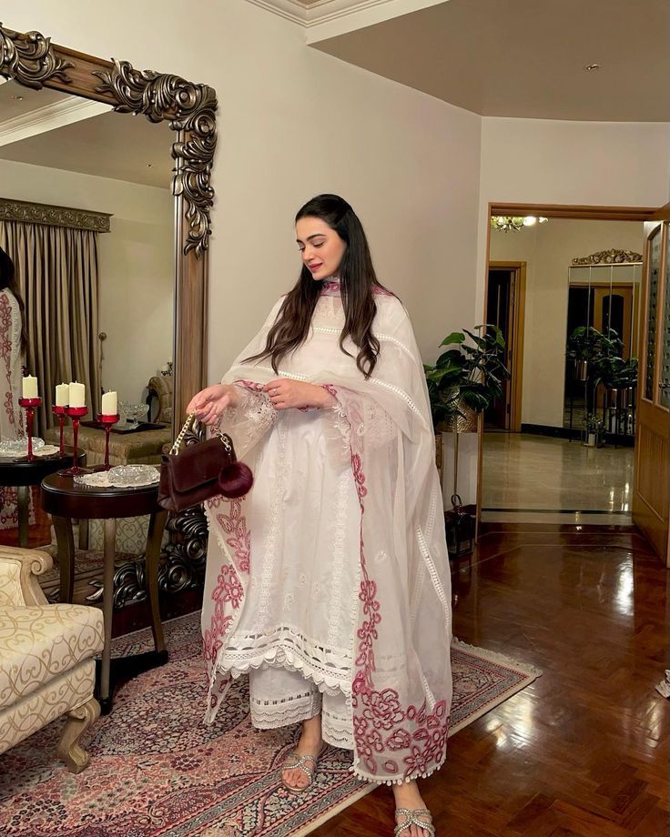 designer suits for women Designer Suits For Women, Simple Dress Casual, Trendy Outfits Indian, Pakistani Fashion Casual, Casual Indian Fashion, Desi Fashion Casual, Pakistani Fancy Dresses, Pakistani Dresses Casual, Beautiful Pakistani Dresses