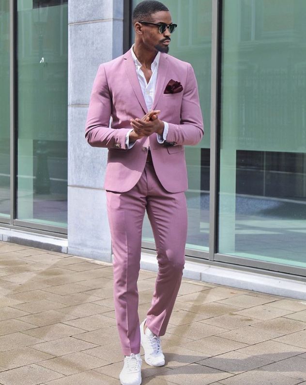 #fashionformen #men’s style#men'sfashion #men'swear #modehomme #hair #haircut #inspiration #style #men #mode #suits #swag #delpato7 #pink #pinksuit Pink Jacket Outfit Men, Stylish Suits For Men, Pink Suit Men, Unique Mens Wedding Suits, Suits And Sneakers, Fresh Cuts, White Shoes Men, Suit Pin, Formal Men Outfit