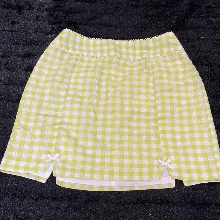 New With Tags! Urban Outfitters X For Love And For Lemons Collab Like Green Gingham Pattern With Cute Bow Details Size Medium Adorable!! Summer Plaid Mini Skort, Spring Gingham Pleated Skirt, Cute Plaid Skirt For Spring, Casual Gingham Pleated Skirt, Preppy Plaid Mini Skirt For Summer, Casual Fitted Skirt For Picnic, Spring Gingham Mini Skirt, Preppy Gingham Skirt For Spring, Spring Gingham Skirt In Preppy Style