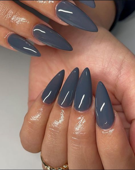 Gray Pointy Nails, Nails Inspiration On Brown Skin, Grey Oval Acrylic Nails, Gray Acrylic Nails Almond, Blue Gray Almond Nails, Dark Blue Gray Nails, Grey Stilletto Nails, Dark Blue Almond Acrylic Nails, Dark Gray Acrylic Nails