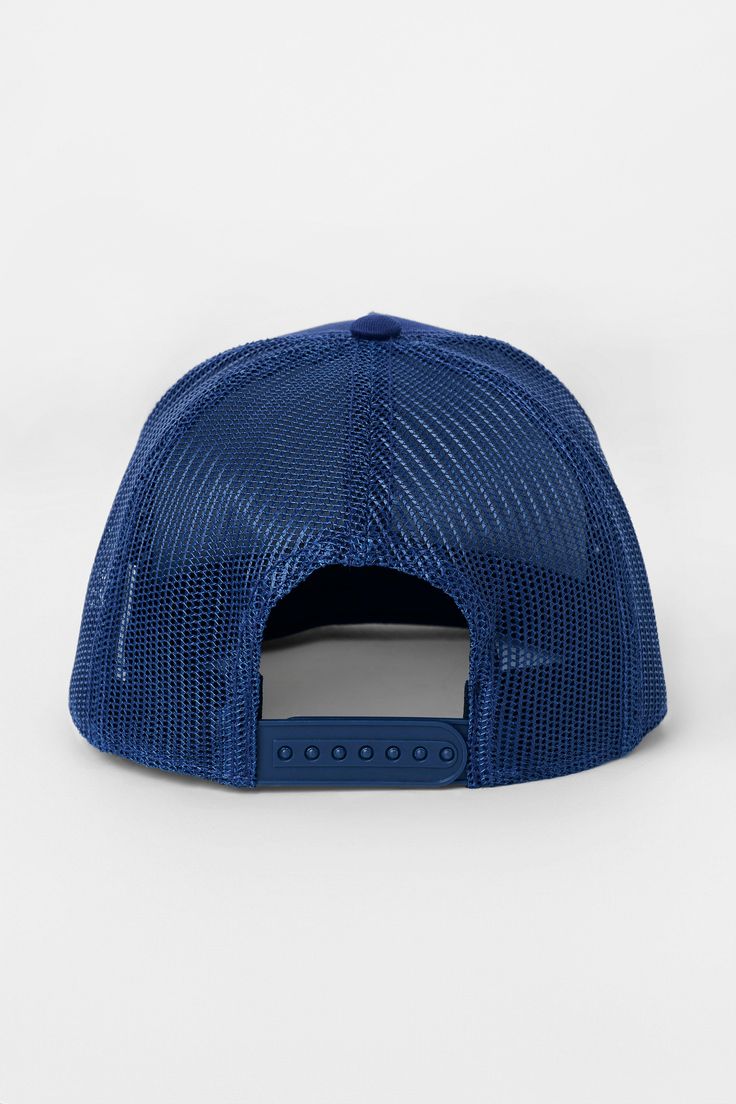 MATERIAL: 50% Cotton, 50% Polyester. Flat Brim. DESIGN: This mesh-back hat by YoungLA features a structured brim with detailed piping along the edge for a refined look. The front is in high-density rubber with the bold YoungLA globe logo, along with the slogan "From LA to the World." The mesh back adds breathability, making it a perfect combination of style and comfort for everyday wear. Mesh Snapback Cap With Mesh Back, Curved Brim Snapback Hat With Mesh Back, Breathable Mesh Snapback Trucker Hat, Adjustable Mesh Six-panel Trucker Hat, Mesh Six-panel Trucker Hat, Mesh Trucker Hat With Breathable Mesh, Breathable Mesh Trucker Hat With Curved Brim, Adjustable Mesh Trucker Hat With Curved Visor, Adjustable Six-panel Mesh Trucker Hat