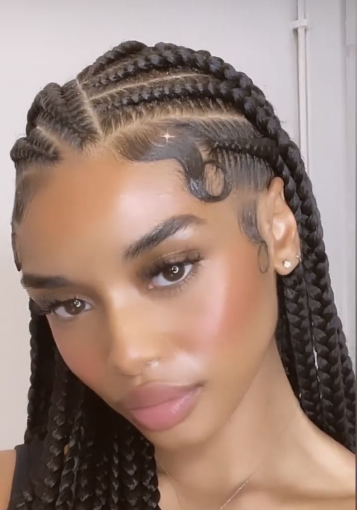 Style Fulani Braids, Feed In Braids Hairstyles, Box Braids Hairstyles For Black Women, Braids Hairstyles Pictures, Braided Cornrow Hairstyles, Cute Box Braids Hairstyles, Quick Braided Hairstyles, Protective Hairstyles Braids, Fulani Braids