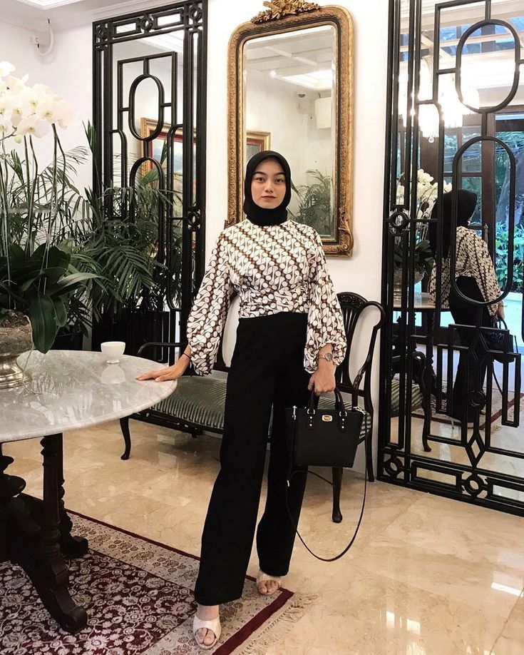 Pin on fashion revolution Kondangan Outfit Hijab Fashion Casual, Kondangan Outfit Hijab Fashion Simple, Kondangan Outfit Casual, Ootd Kondangan Hijab Styles Simple, Hijab Kondangan Outfit, Batik Fashion Hijab, Ootd Hijab Kondangan, Outfit Kondangan Casual, Style Kondangan Hijab