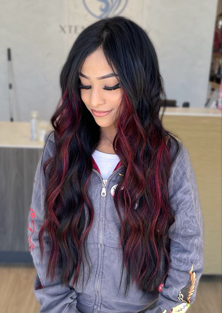 Dark hair with long red and black hair extensions Black Hair With Red Highlights, Black And Red Hair, Red Hair Extensions, Maroon Hair, Black Red Hair, Red Ombre Hair, Black Hair Balayage, Hair Color Underneath, Extension Hair