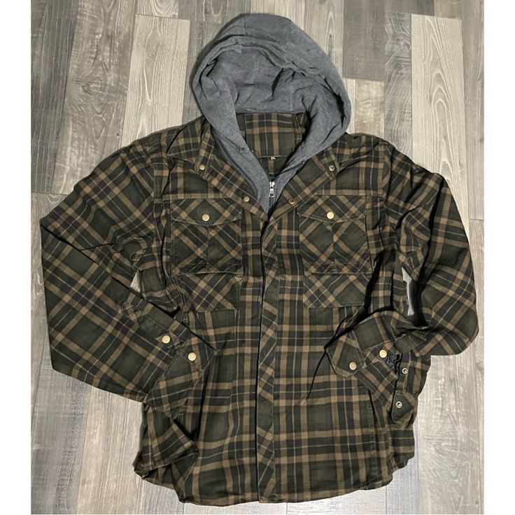 New! Online Order. No Tags. Comes In Online Shipping Bag. This Flannel Jacket Is The Perfect Piece For The Cooler Season. The Outer Flannel Design Is Crafted From A Protective Outer Layer Complimented By A Warm Faux Fur Lining In The Inside To Ensure You Stay Warm Wherever You Go Without The Bulk Of A Coat. Added Protection And Comfort Is Provided With Dual Front Chest Pockets That Are Designed For Storage. Features A Snap Closure Design For Insulation And Breathability. Durable Shoulder And Wri Plaid Outerwear For Fall Outdoor Activities, Winter Plaid Tops For Outdoor, Plaid Tops For Outdoor Winter Activities, Winter Khaki Tops For Outdoor Activities, Khaki Tops For Winter Outdoor Activities, Khaki Tops For Outdoor Winter Activities, Plaid Long Sleeve Outerwear For Outdoor Activities, Winter Rugged Button-up Outerwear, Rugged Winter Button-up Outerwear