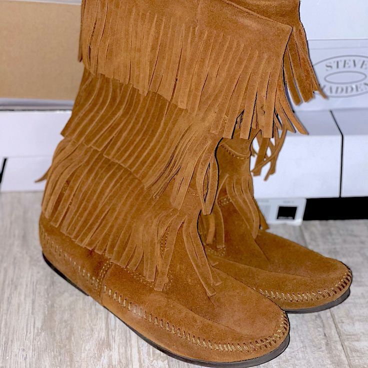 Beautiful Suede Boot | Size 8 | Brand New | Superb Condition Western Style Lace-up Suede Moccasins, Suede Tassel Slip-on Moccasins, Brown Suede Slip-on Moccasins, Minnetonka Fringe Boots, Brown Suede Knee-high Boots With Snip Toe, Beaded Pouch, Fringe Boots, Suede Boots, Moccasins