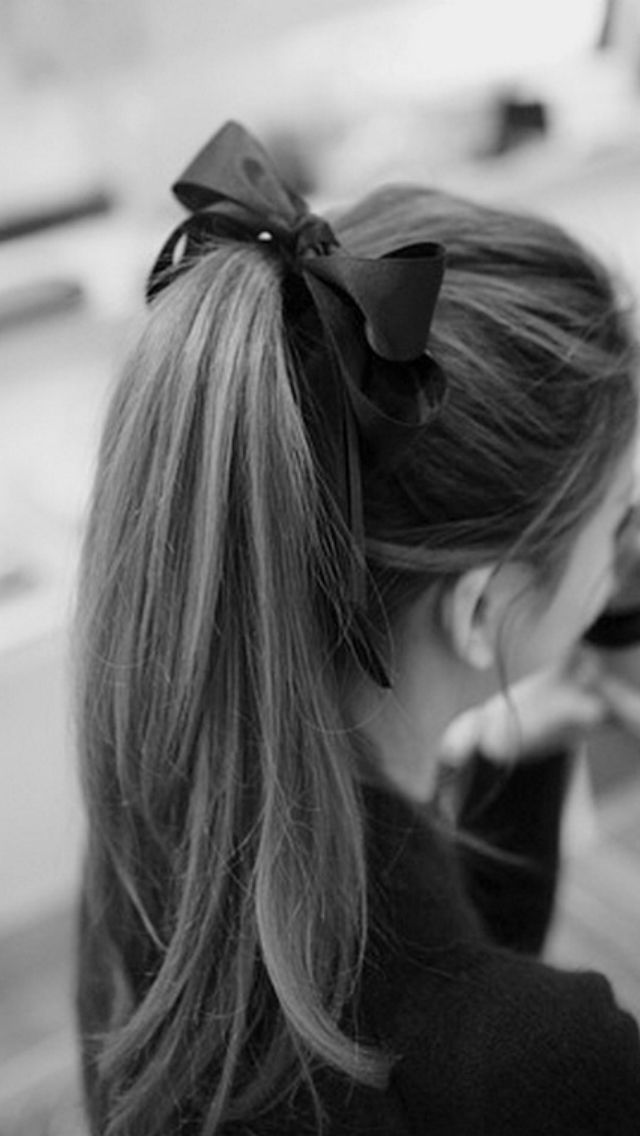 #high ponytail #black bow #ribbon #simple Fishtail Braid, High Ponytails, Hair Envy, 여자 패션, Great Hair, Hair Dos, Beach Waves, Ponytail Hairstyles, Gorgeous Hair