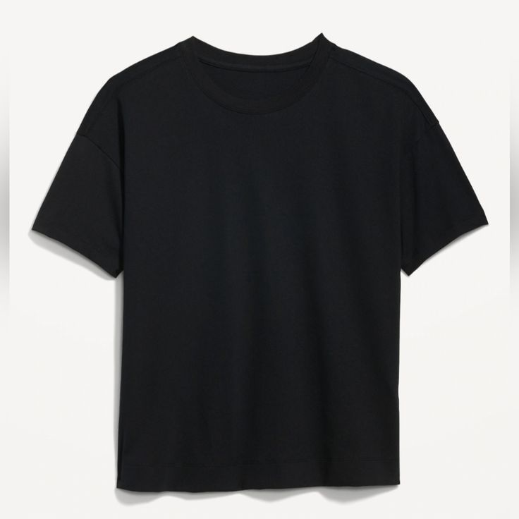 Color: Black Feels: Soft, Thick Has: Split Hem, Boxy Fit Vibe: Hanging Out, Errands, Chill, Casual, Basic Sizing: Xs Made Of: 100% Cotton Worn?: Never Washed?: Never Tags?: Yes Imperfections?: None Smoke Free Home Pet Free Home Feel Free To Ask Questions And Make An Offer. Anything $13 And Under Is Non Negotiable. Like And Bundle For Special Discounts! Black Relaxed Fit Sporty Shirt, Black Sporty Shirt With Relaxed Fit, Black Tshirt Aesthetic, Making Outfits, Plain Black Tee, Thrift Ideas, Plain Black T Shirt, Roblox Clothing, Black Tees