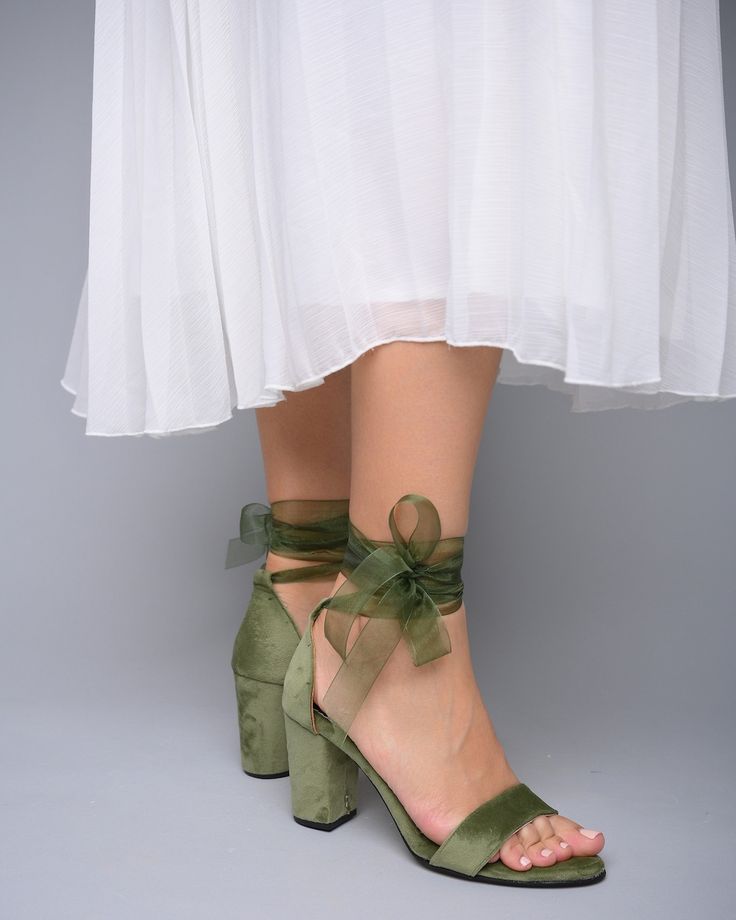 Sage Green Velvet Block Heels Wedding Shoes for Bride Bridal - Etsy Colour Shoes For Bride, Shoes To Wear With Velvet Bridesmaid Dress, Emerald Bridal Shoes, Green Shoes Heels Wedding, Bridal Shoes Low Heel Green, Boho Bride Shoes Noni, Wedding Shoes Forest Green, Colorful Funky Bride Shoes, Bohemian Wedding Shoes Winter