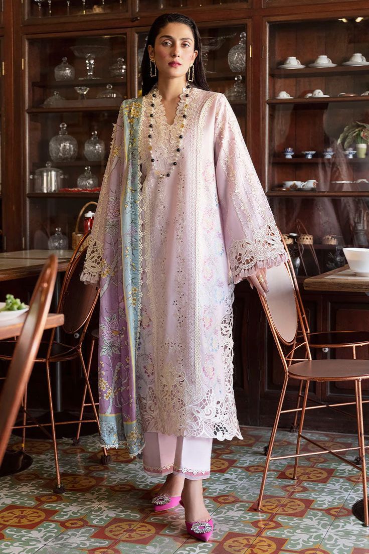 Luxury Pink Embroidered Pakistani Salwar Kameez Dupatta Outfits Unique, Pakistani Salwar Kameez, Pure Chiffon, Pakistani Dress, Lawn Suits, Embroidered Neckline, Pakistani Dress Design, Pakistani Designers, Silk Dupatta