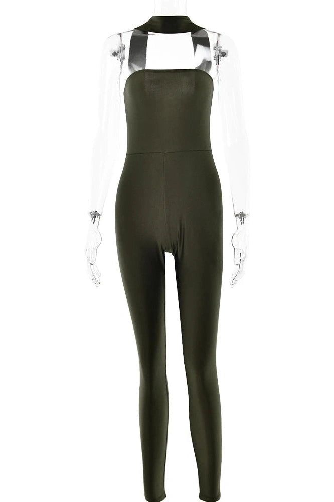 This strapless, sleeveless jumpsuit features a daring backless design. The sleek, open back and streamlined fit create a chic, sophisticated look perfect for any stylish occasion. Details: Material: nylon Material: SPANDEX Fabric Type: POLYESTER Sleek Sleeveless High-stretch Jumpsuits And Rompers, Sleek Stretch Solid Jumpsuits And Rompers, Backless Stretch Jumpsuits And Rompers For Spring, Sleek Sleeveless Stretch Jumpsuits And Rompers, Fitted Chic Strapless Jumpsuit In Solid Color, Solid Spaghetti Straps Bodysuit For Night Out, Solid Bodysuit With Spaghetti Straps For Night Out, Backless Jumpsuits And Rompers With Built-in Bra And Stretch, Elegant Stretch Strapless Jumpsuit With Backless Design