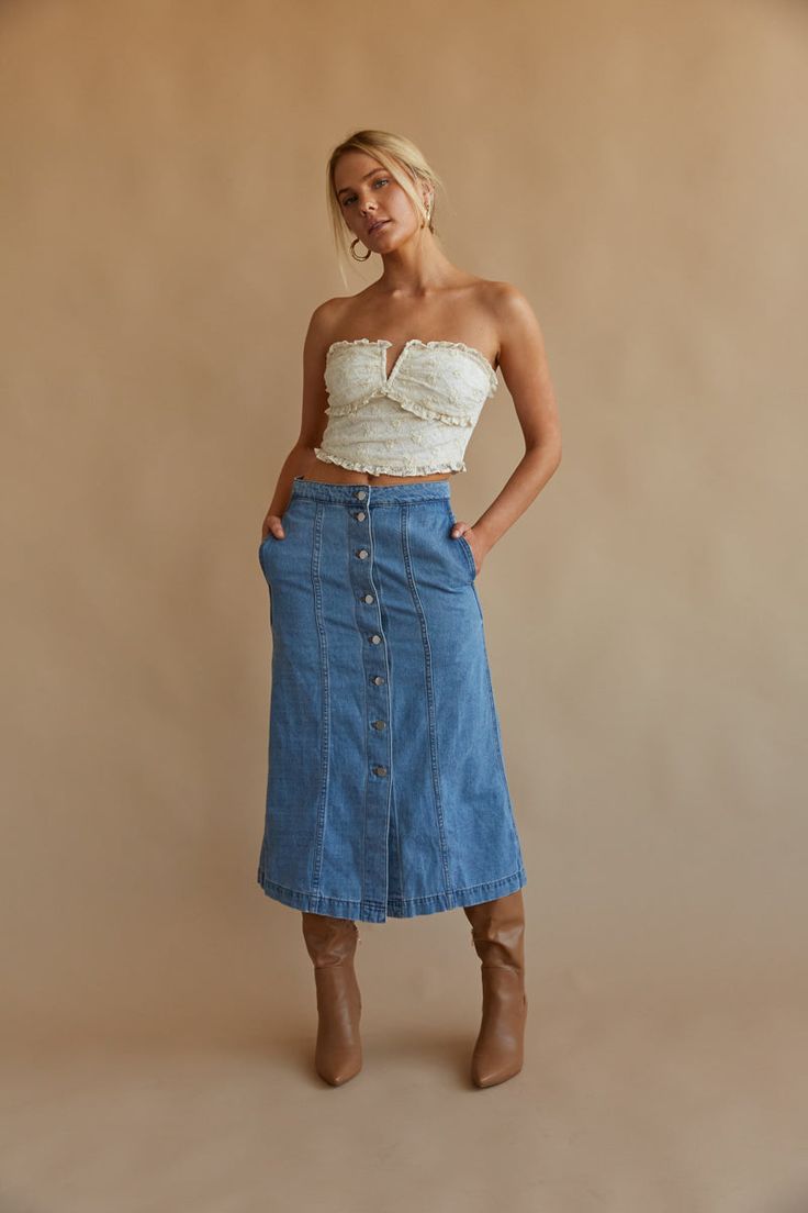 Stay on top of the trends in the Darby Button Up Denim Midi Skirt! This stylish skirt is made of a non-stretch denim and features a high waist and button up design. Pair with some trendy boots for the perfect fall look! Details 100% Cotton Double front pockets Button fly Hand wash cold / Hang dry Short Cowboy Boots, Button Front Denim Skirt, American Threads, 2024 Outfits, Trendy Boots, Stylish Skirts, Denim Midi Skirt, Ruffled Maxi Dress, Sweater Sale