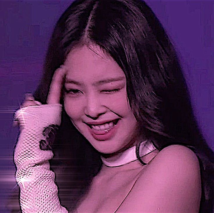 Purple Profile, Girlfriend Kpop, Icons Blackpink, Profile Wallpaper, Animated Wallpapers For Mobile, Blackpink Poster, Me As A Girlfriend, Jennie Kim Blackpink, Jennie Kim