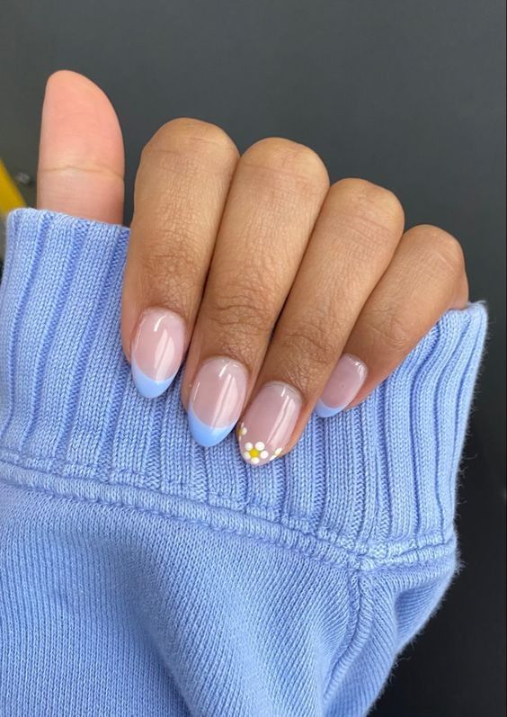 White French Tip Spring Nails, Simple Spring Nails French Tips, Short French Nails Different Colors, Round Tipped Nails, Colorful Gel French Tips, Blue Tips With Flowers Nails, Summer Short Round Nails, Nail Designs Clear Base, Blueberry Milk Nails French