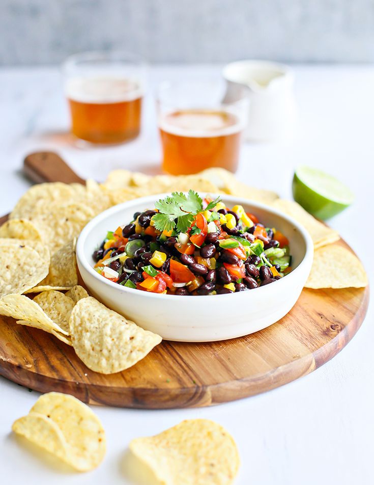 photo of black bean salad in a white bowl on a cutting board surrounded by tortilla chip9s Dash Diet Meal Plan, Black Bean Salad Recipe, Dash Recipe, Dash Diet Recipes, Black Beans Corn, Black Bean Recipes, Black Bean Salad, Bean Salad Recipes, Cold Salad