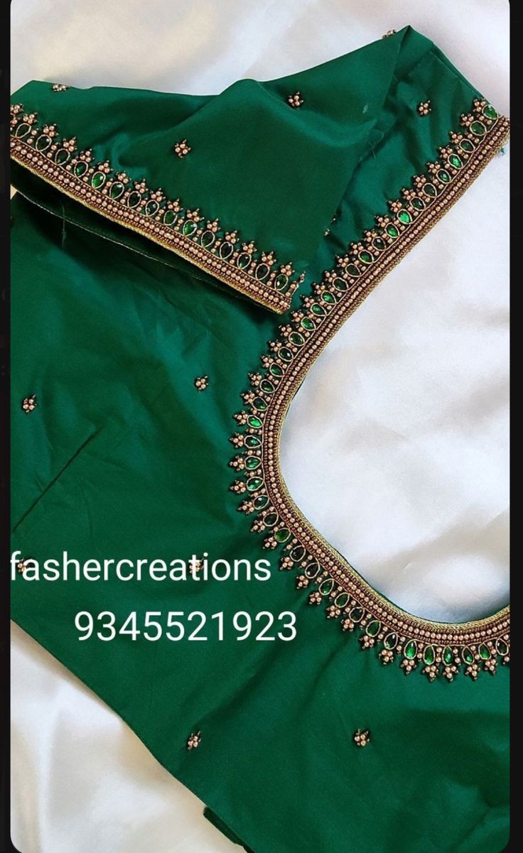 Blouse Neck Design Aari Work, Simple Hand Works On Blouses, Green Blouse Simple Work Designs, Very Simple Maggam Works, Magam Work Blouses Simple, Wedding Saree Blouse Designs Simple, Simple Aari Blouse Designs For Saree, Blouse Neck Aari Designs, Maggam Blouse Designs Simple