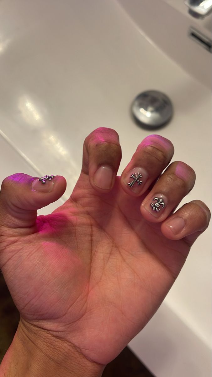 Men’s Chrome Heart Nails, Chrome Heart Nails Men, Nails For Studs, Boy Manicure Ideas, Stud Nail Ideas, Manicure Ideas For Men, Stud Nails Designs, Stud Nails, Guy Nails