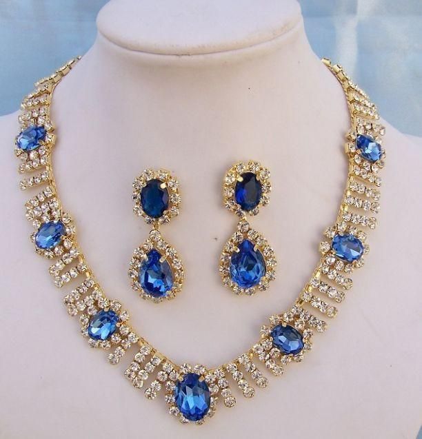 Katherine Necklace, Pageant Queen, Crystals Blue, Diy Earrings Easy, Queen Jewelry, Kay Jewelry, Rhinestone Fashion, Blue Stones, Gold Necklace Set