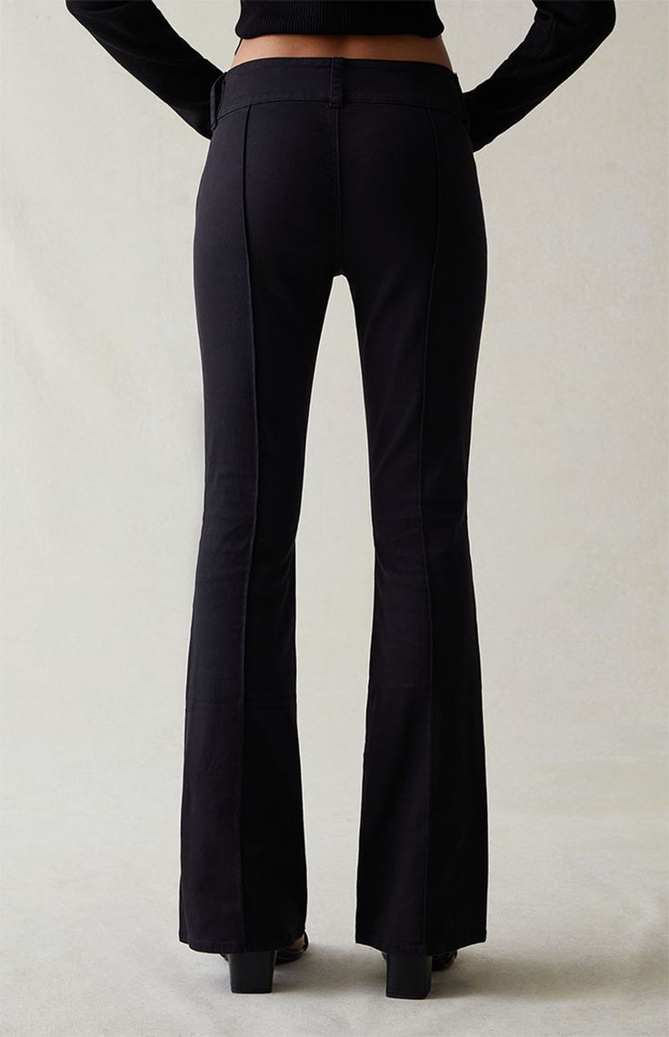 Stretch Black Low Rise Flare Pants Orchestra Outfit, Low Rise Flare Pants, Fall Outfit Inspiration, Boho Lifestyle, Black Flare Pants, Fall Ootd, Fall Pants, Office Siren, Black Flare