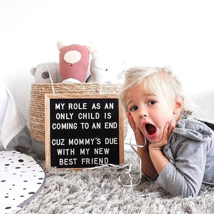 Letter Board Announcement, Pregnancy Announcement Quotes, 2nd Pregnancy Announcements, Baby 2 Announcement, Second Baby Announcements, Second Pregnancy Announcements, Pregnancy Announcement Big Sister, Pregnancy Announcement Sibling, Pregnancy Announcement Photoshoot