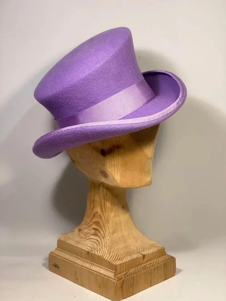 🎁 Asymmetric top hat Art Hats, Steampunk Hats, Elephant Lamp, Machine Stitching, Asymmetric Top, Classic Clothing, Crown Heights, Concept Clothing, Quality Hats