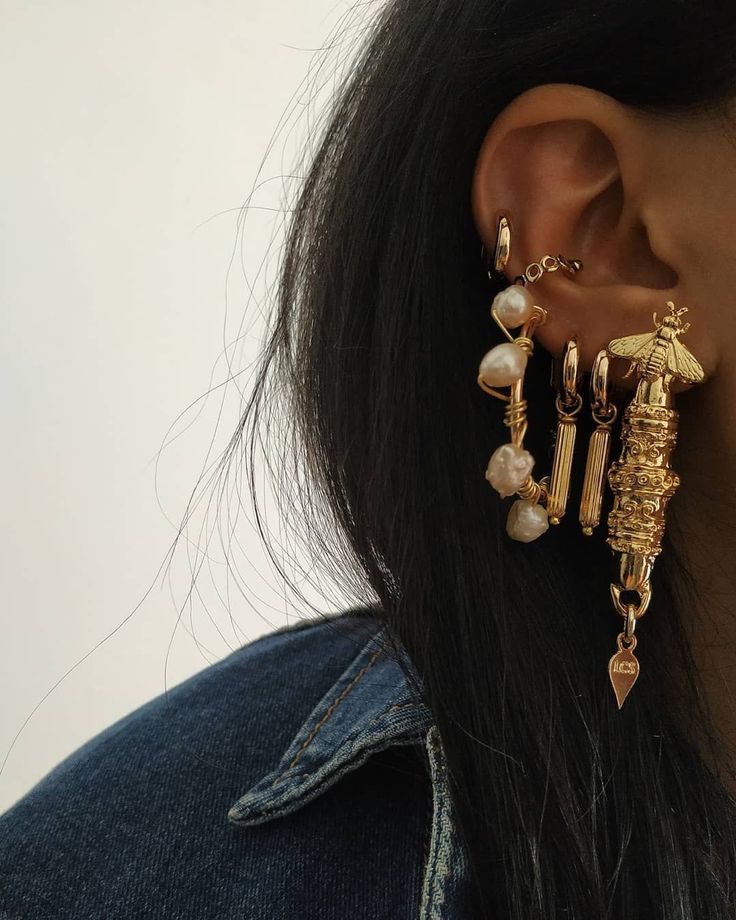 Dope Jewelry Accessories, Trending Jewelry, Ear Stack, Dope Jewelry, Jewelry Lookbook, Stacked Jewelry, Funky Jewelry, Girly Jewelry, Jewelry Inspo