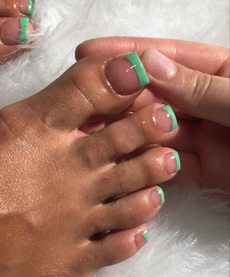 Pedicure Green Toenails, Mint Green Toe Nails, Green Acrylic Toes, Green French Tip Toes, Mint Pedicure, Green Pedicure Ideas, Birthday Toes, Acrylic Toes Ideas, Green Toes