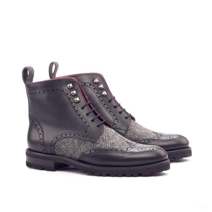 The Lake St. Women's Military Brogue Boot No. 3102



Every pair of Robert August Women's Military Brogue Boots are handcrafted to order in our workshop in Almansa Spain, with a history of artisan shoemaking dating back to the early 18th century.

Robert August uses only the finest leathers from tanneries in Italy, Germany, and Spain and sartorial fabrics from the most prestigious mills in Italy, France, and Belgium.  Our craftsmen then transform these materials using generations of knowledge an Dress Boots Women, Black Herringbone, Brogue Boots, Custom Made Shoes, Bespoke Fashion, Military Boots, The Military, Handmade Shoes, Dr. Martens Boots