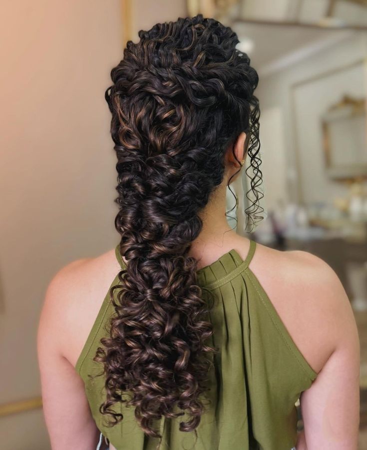 Banquet Hairstyles, Hare Style, Curly Hair Half Up Half Down, Half Up Half Down Hair, Half Up Hair, Half Up Half Down, Hair Tie, Half Up, Hair Ties